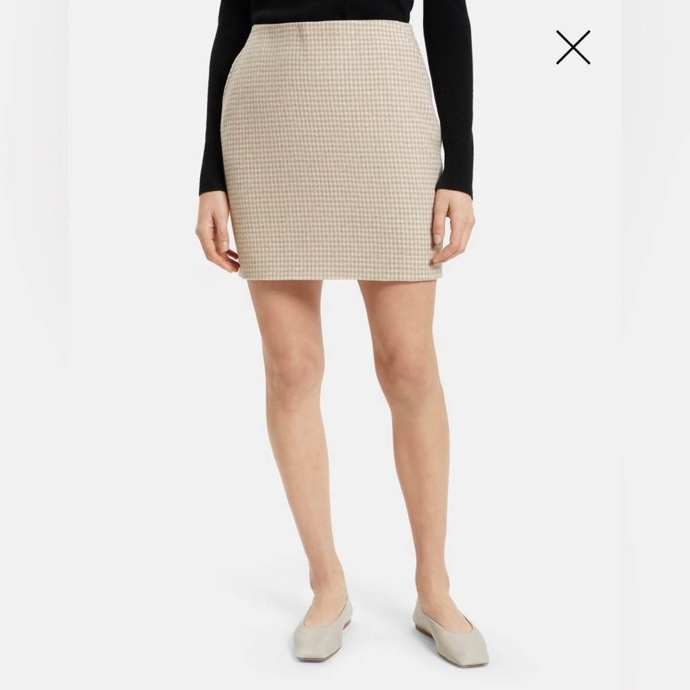 Brand New Theory Mini Pencil Skirt in Wool-Cashmere Size 4